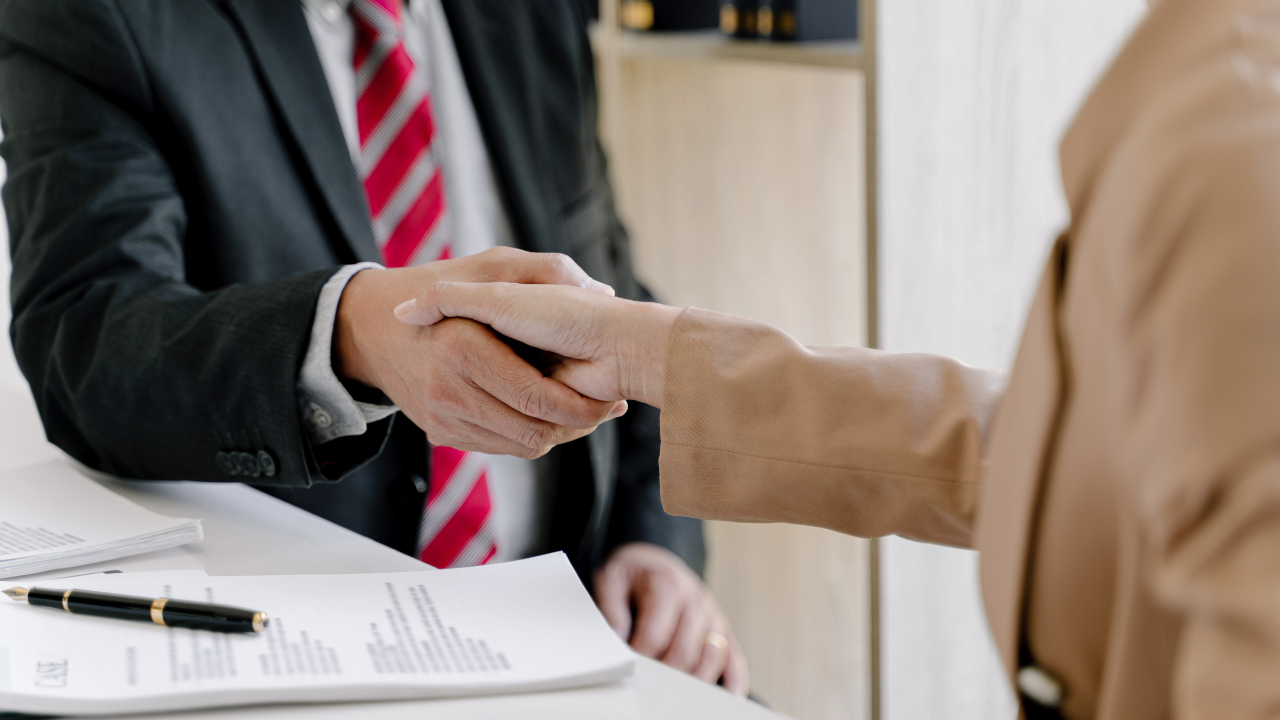 Business man shaking hands